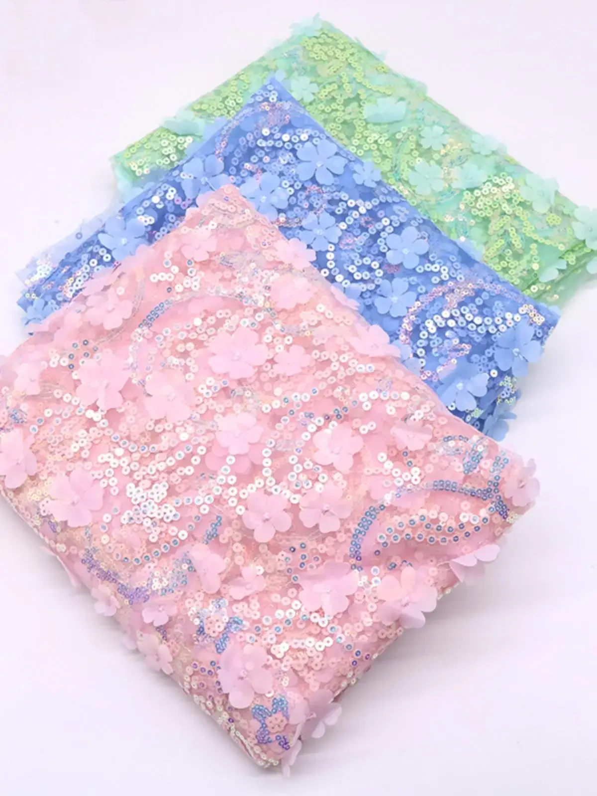 White Mesh Fabric with 3D Sequins And Petal Embroidery Fashionable Stage Clothing Fabric for Background Decoration
White Mesh Fabric with 3D Sequins And Petal Embroidery Fashionable Stage Clothing Fabric for Background Decoration