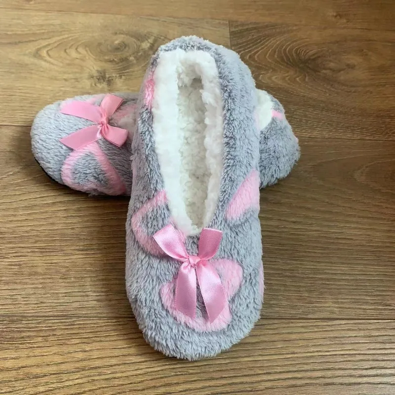 Winter Warm Slipper Womens Home Plush Soft Fluffy Cute Funny Indoor House Female Non Slip Ladies Floor Shoes Heart Love Grip
Winter Warm Slipper Womens Home Plush Soft Fluffy Cute Funny Indoor House Female Non Slip Ladies Floor Shoes Heart Love Grip