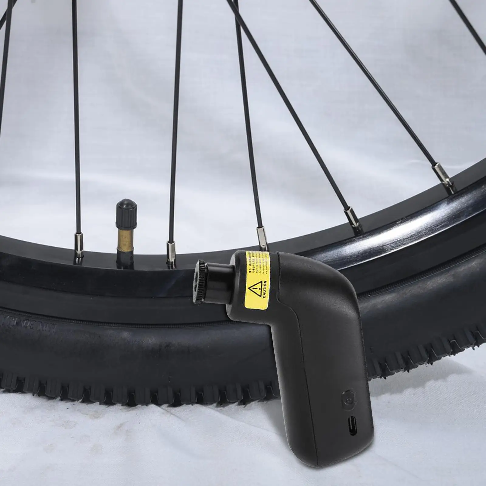 Tire Inflator for Bike Electric Bike Air Pump Small Cycling Accessories for Outdoor Activities
Tire Inflator for Bike Electric Bike Air Pump Small Cycling Accessories for Outdoor Activities