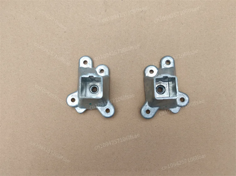 Fujian New Vito V260 armrest, Mercedes-Benz V-class vitoV-class seat armrest bracket, base
Fujian New Vito V260 armrest, Mercedes-Benz V-class vitoV-class seat armrest bracket, base