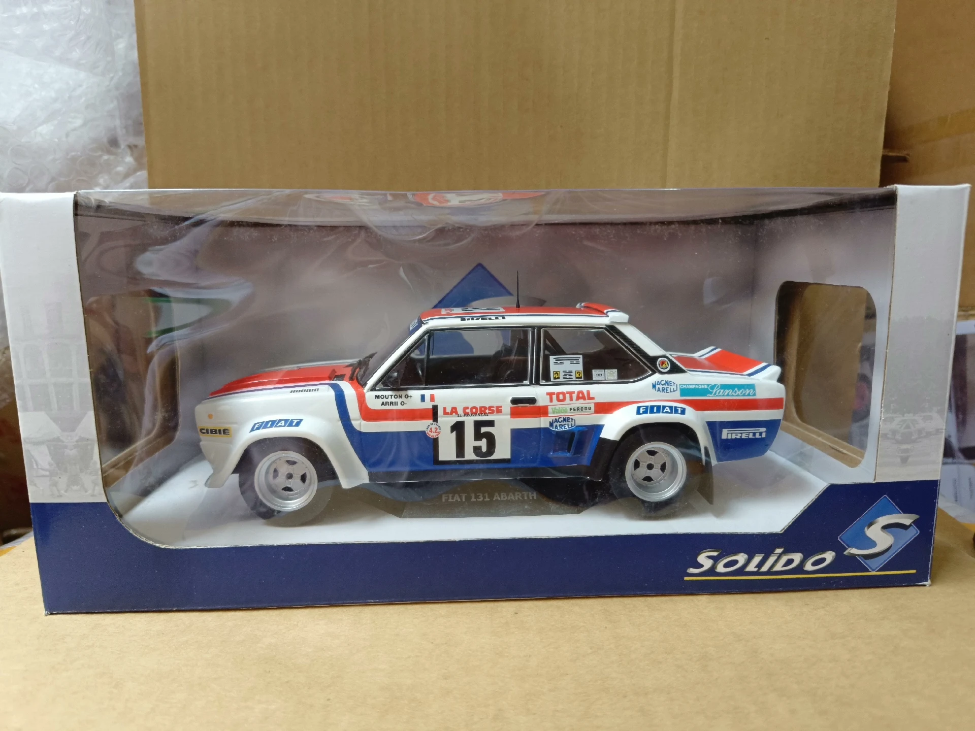 Diecast SOLIDO 1/18 Scale FIAT 131 # 15 1979 Racing P8 Alloy Car Model
Diecast SOLIDO 1/18 Scale FIAT 131 # 15 1979 Racing P8 Alloy Car Model
