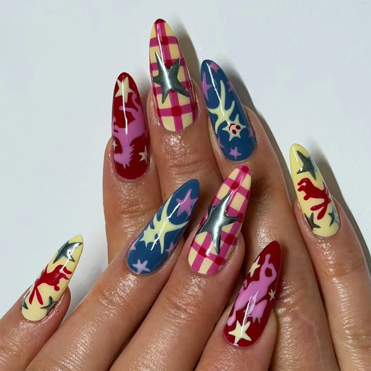 24Pcs Y2K Cowboy Western Press On Nails Star Cow Silhouette Plaid Check Print Fake Nail Long Almond Fake Nail for Women&Girl
24Pcs Y2K Cowboy Western Press On Nails Star Cow Silhouette Plaid Check Print Fake Nail Long Almond Fake Nail for Women&Girl