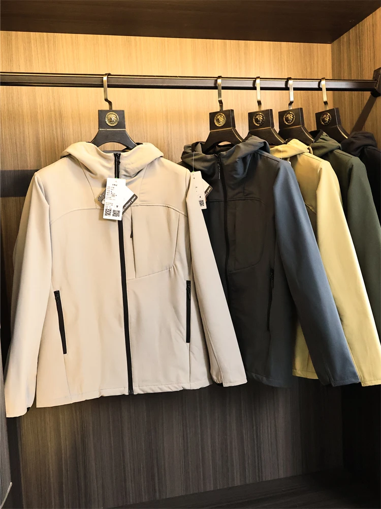 Водонепроницаемая дышащая куртка с воротником-стойкой, мужская элитная спортивная универсальная осенне-зимняя модная городская длинная куртка све
Водонепроницаемая дышащая куртка с воротником-стойкой, мужская элитная спортивная универсальная осенне-зимняя модная городская длинная куртка све