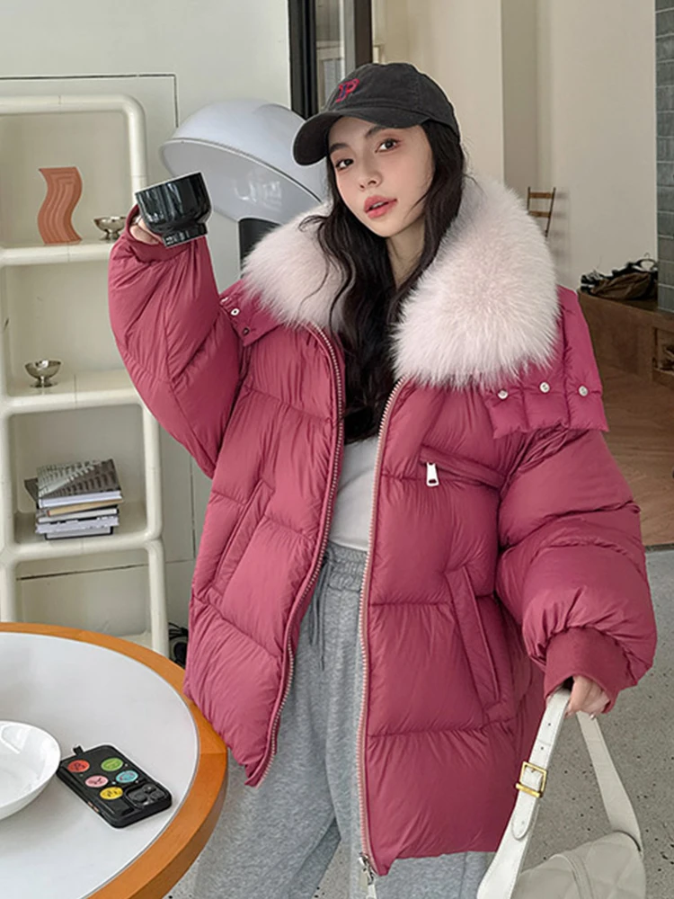 2023 New Fashion Winter Natural Fox Fur Collar Coats Women Hooded Goose Down Jacket Style Luxury Female Coats Puffer Jackets
2023 New Fashion Winter Natural Fox Fur Collar Coats Women Hooded Goose Down Jacket Style Luxury Female Coats Puffer Jackets
