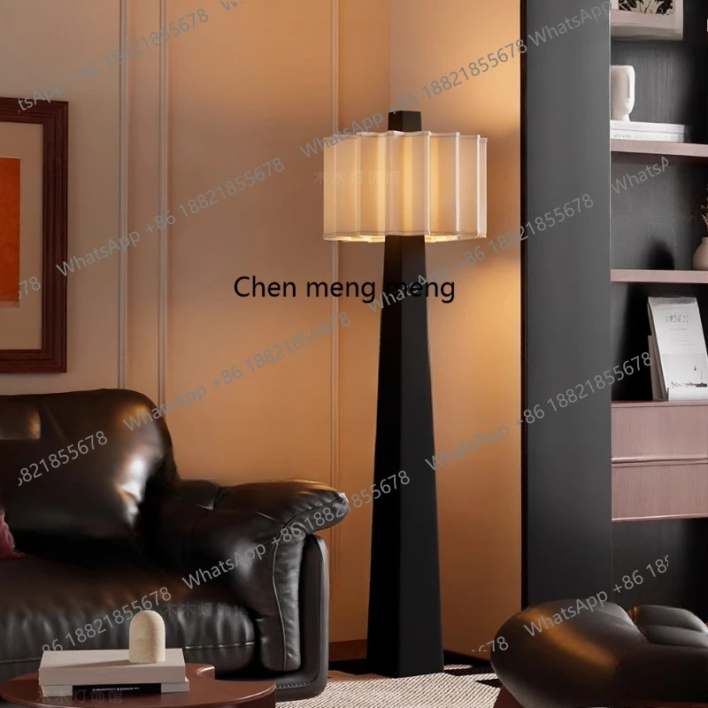 Диван для гостиной от пола до потолка во французском античном стиле рядом с атмосферным ретро-вертикальным орнаментом спальни
Диван для гостиной от пола до потолка во французском античном стиле рядом с атмосферным ретро-вертикальным орнаментом спальни