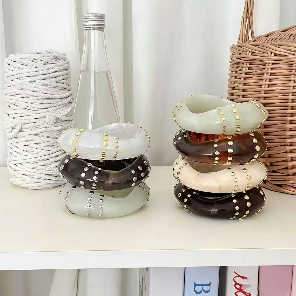 Oversized Studs Resin Bracelet Brown White Marbling Thick Wide-Band Irregular Cuff Bracelet Geometric Exaggerated Chunky Bangle
Oversized Studs Resin Bracelet Brown White Marbling Thick Wide-Band Irregular Cuff Bracelet Geometric Exaggerated Chunky Bangle