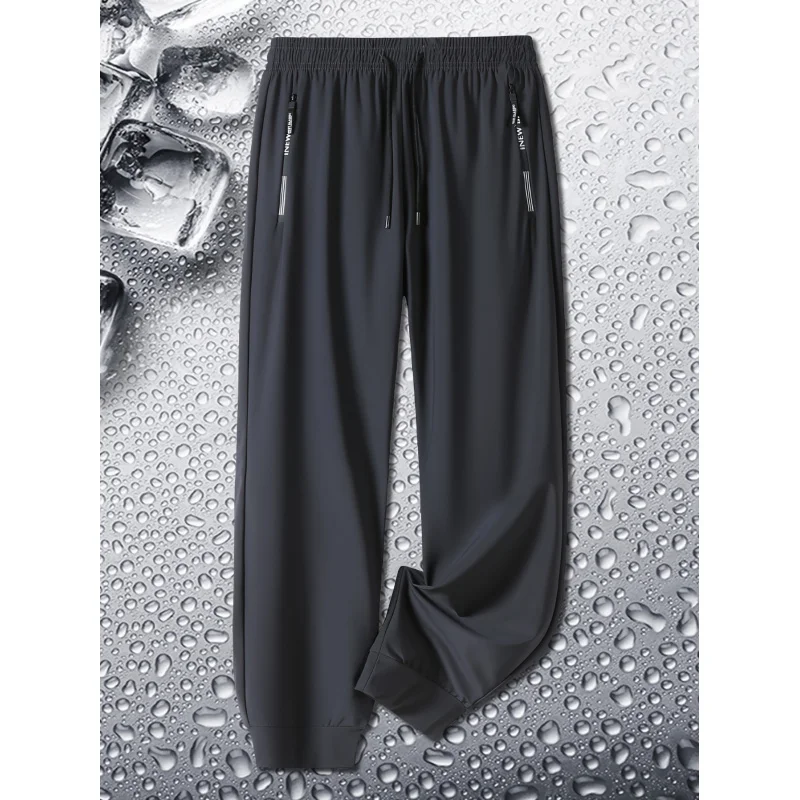 Двухцветные мужские летние спортивные штаны, дышащие эластичные спортивные брюки с карманами на молнии, повседневные мужские брюки для фитнеса и бега на открытом воздухе
Двухцветные мужские летние спортивные штаны, дышащие эластичные спортивные брюки с карманами на молнии, повседневные мужские брюки для фитнеса и бега на открытом воздухе