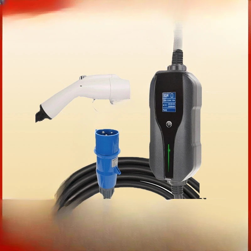 AC charging gun for electric vehicle is portable and suitable for household use.
AC charging gun for electric vehicle is portable and suitable for household use.
