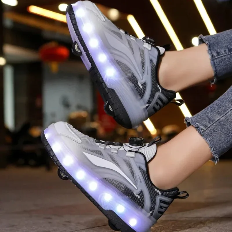 The Best-selling Children's Sports Shoes, Roller Skating, Double-roller Skating, and The Casual Shoes Mainly Promoted Outdoor
The Best-selling Children's Sports Shoes, Roller Skating, Double-roller Skating, and The Casual Shoes Mainly Promoted Outdoor