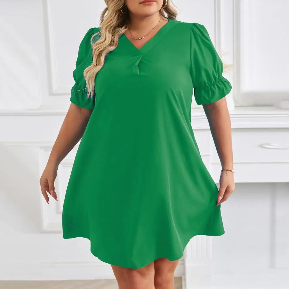 Solid Color Casual Dress Stylish Women's V-neck Casual Dresses in Solid Colors for Summer Loose Fit Knee-length Dress Plus Size
Solid Color Casual Dress Stylish Women's V-neck Casual Dresses in Solid Colors for Summer Loose Fit Knee-length Dress Plus Size