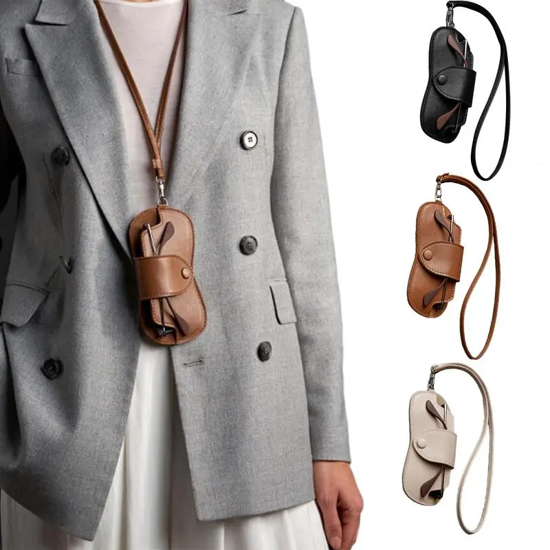 Portable Glasses Case PU Leather Sunglasses Storage Bag With Wrist Strap and Button Clip Sunglasses Container for kids and adult
Portable Glasses Case PU Leather Sunglasses Storage Bag With Wrist Strap and Button Clip Sunglasses Container for kids and adult