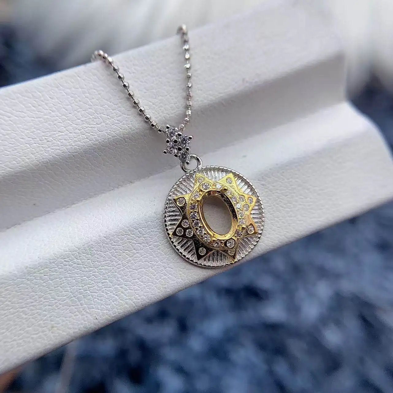 MeiBaPJ Inlay 5*7 mm Oval Stone S925 Sterling Silver DIY Empty Pendant Setting Holder Women Retro Fine Charm Jewelry Wholesale
MeiBaPJ Inlay 5*7 mm Oval Stone S925 Sterling Silver DIY Empty Pendant Setting Holder Women Retro Fine Charm Jewelry Wholesale