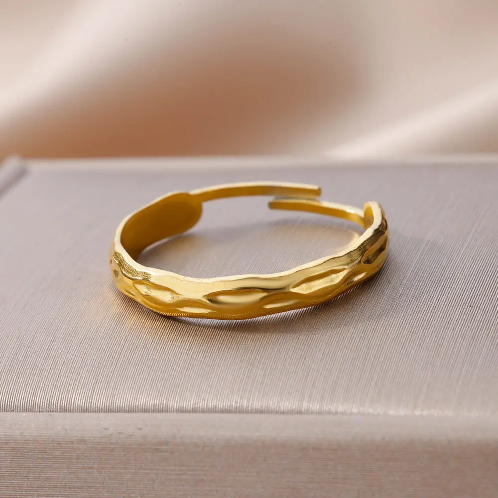 Adjustable Stainless Steel Fashion Rings For Women Simple Engagement Wedding Rings Fashion Jewelry items for men
Adjustable Stainless Steel Fashion Rings For Women Simple Engagement Wedding Rings Fashion Jewelry items for men