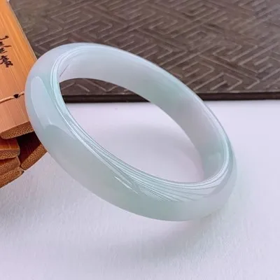 Natural Myanmar Jade Jade 54mm-62mm bracelet Princess jewelry bracelet send mom send girlfriend gift
Natural Myanmar Jade Jade 54mm-62mm bracelet Princess jewelry bracelet send mom send girlfriend gift