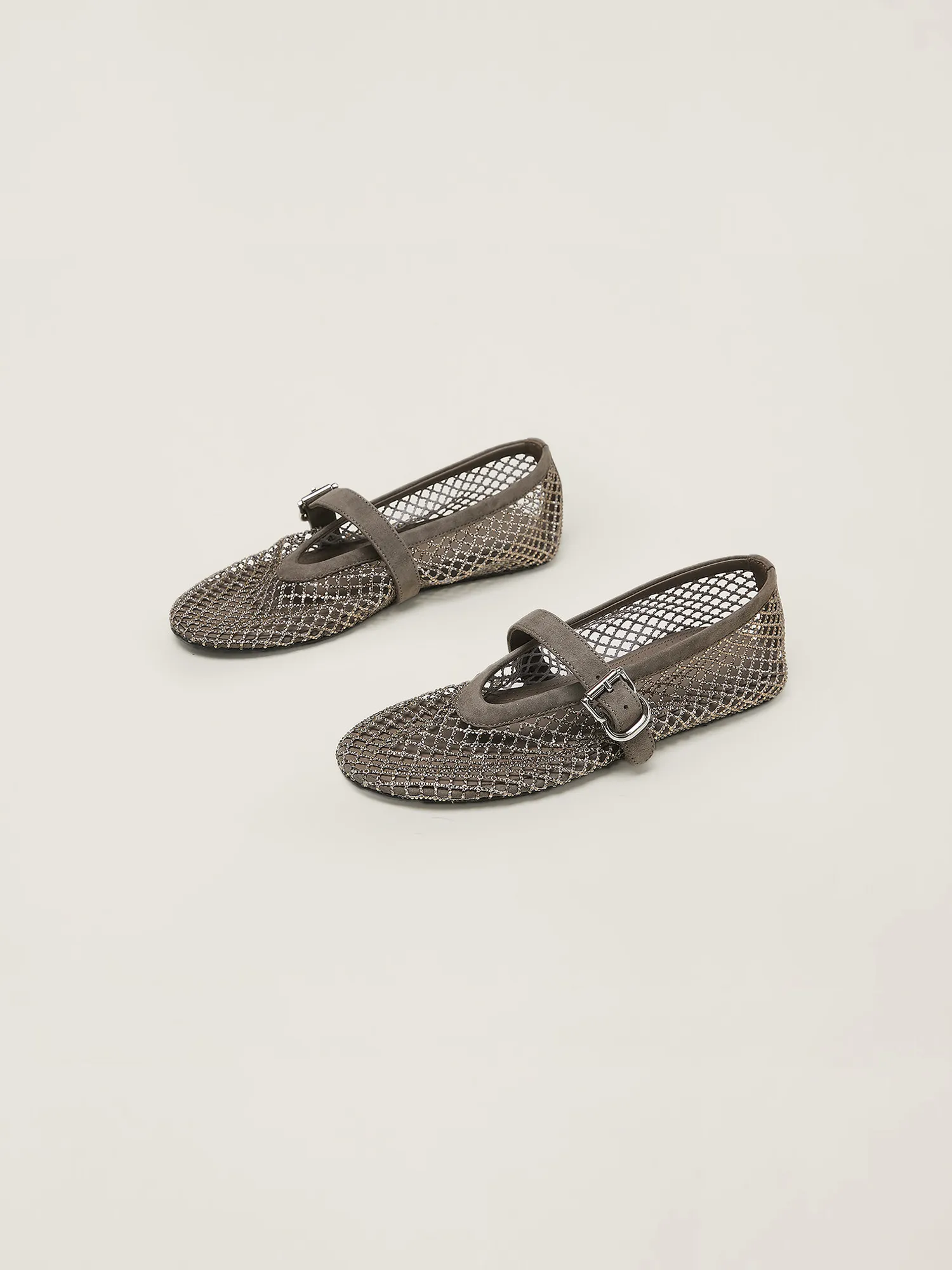 2026 New Retro Water Diamond Suede Fishing Net Sandals with One Belt Hollow Mary Jane Ballet Single Shoes for Women
2026 New Retro Water Diamond Suede Fishing Net Sandals with One Belt Hollow Mary Jane Ballet Single Shoes for Women