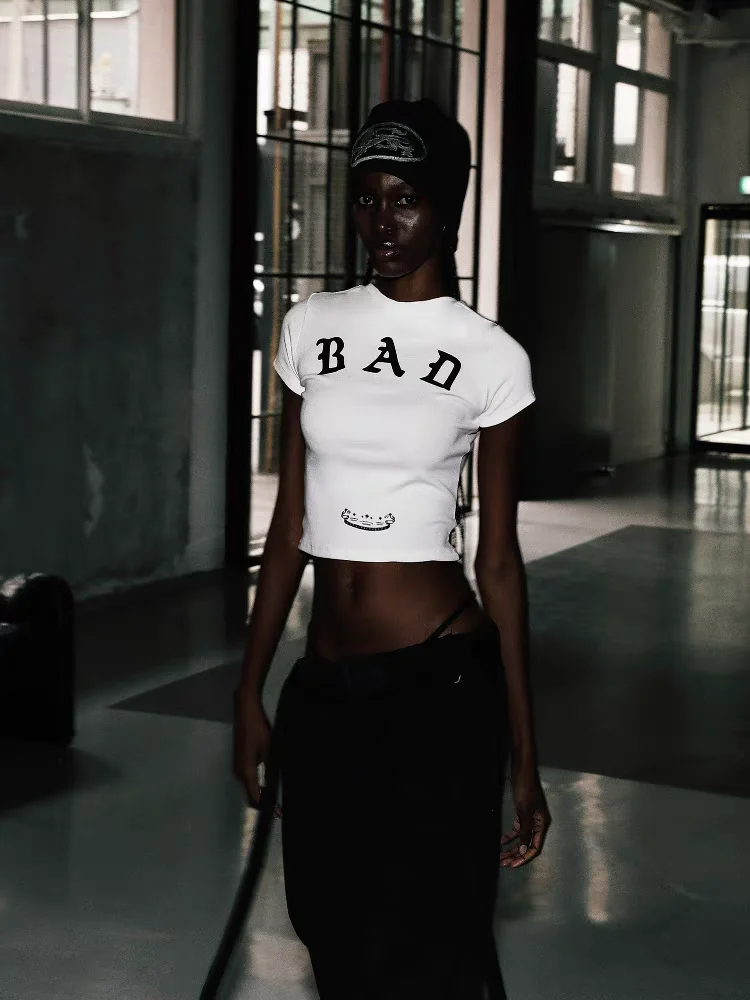 American Sle ort Sve Printed T-irt Street Faion Spor Casual Top for Trendy Women Cotton Polyester Blend
American Sle ort Sve Printed T-irt Street Faion Spor Casual Top for Trendy Women Cotton Polyester Blend