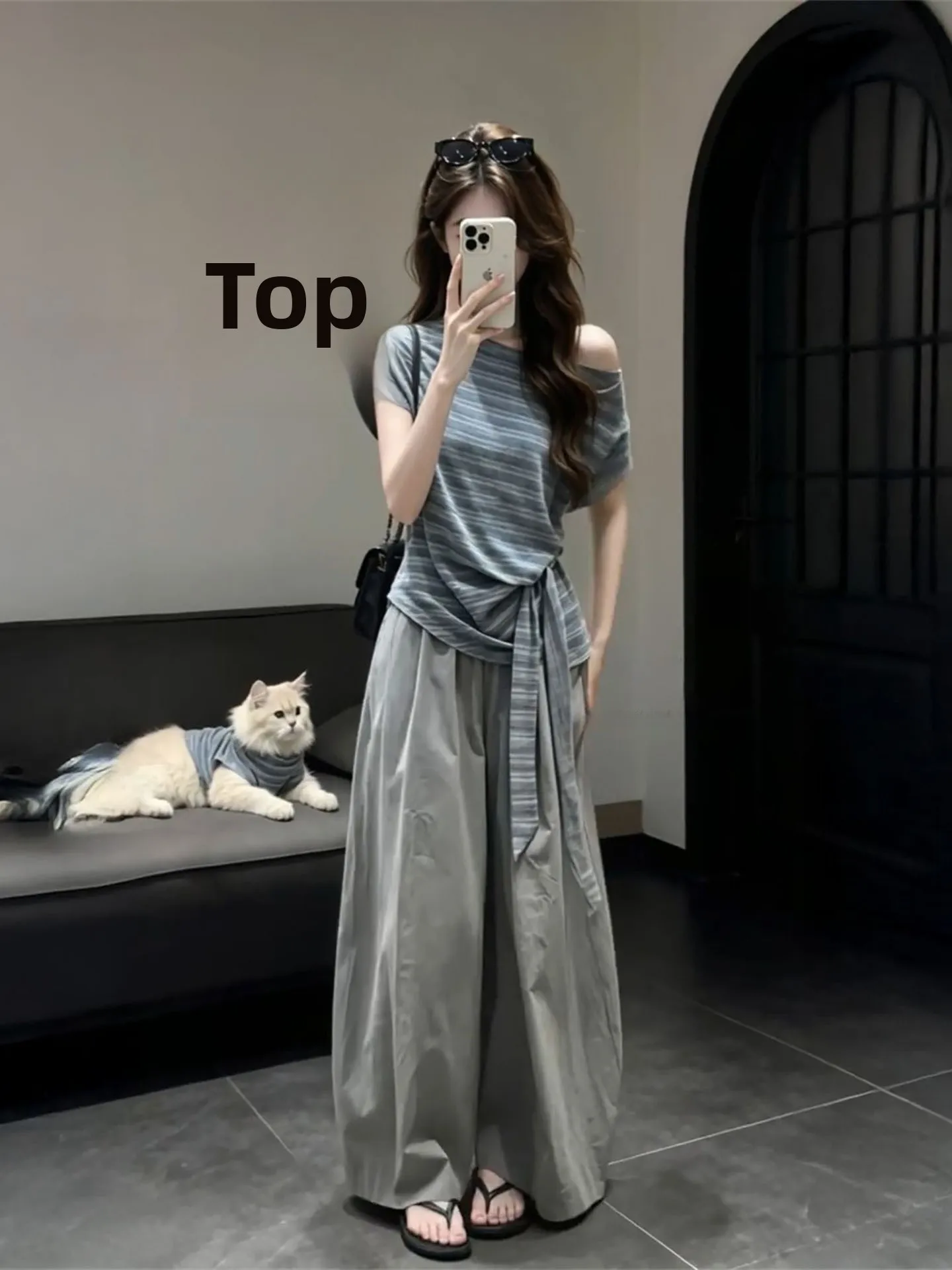 Gray Casual Striped Tie Dye Shoulder Bared Two-Piece Set Fashionable Gentle Design Sense Women's Summer Outfit High Waist Tro...
Gray Casual Striped Tie Dye Shoulder Bared Two-Piece Set Fashionable Gentle Design Sense Women's Summer Outfit High Waist Tro...