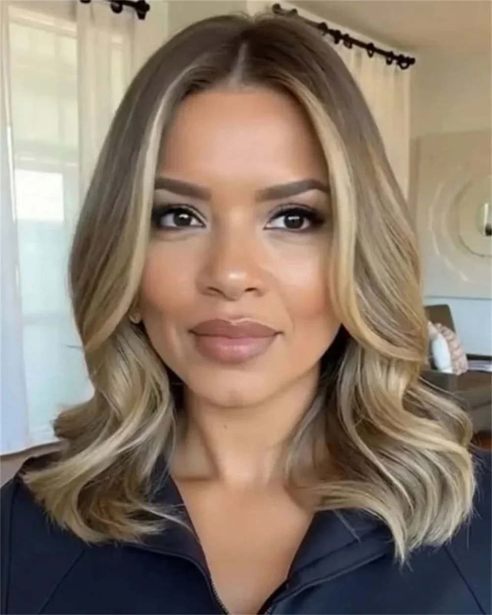 Soft Ombre Blond Wave Hair 150 density and 13×4 100%human hair wig lace front wig, with baby hair pre plucked
Soft Ombre Blond Wave Hair 150 density and 13×4 100%human hair wig lace front wig, with baby hair pre plucked