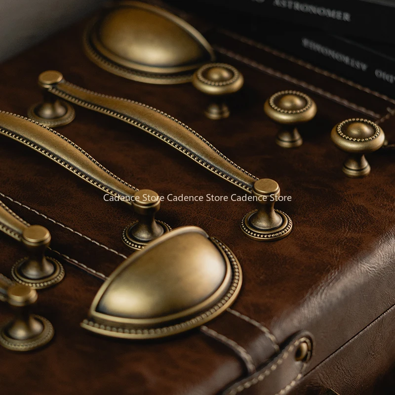Vintage Bronze Solid Brass Cabinet Knobs Shell Handle Cupboard Handles Furniture Hardware Drawer Pull Kitchen Wardrobe Handles
Vintage Bronze Solid Brass Cabinet Knobs Shell Handle Cupboard Handles Furniture Hardware Drawer Pull Kitchen Wardrobe Handles