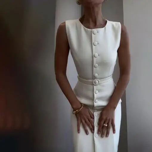 Womens Dresses 2025 Summer New Elegant Temperament Solid Color Round Necl Sleeveless Slim Fit Single-Breasted Slit Long Dress
Womens Dresses 2025 Summer New Elegant Temperament Solid Color Round Necl Sleeveless Slim Fit Single-Breasted Slit Long Dress