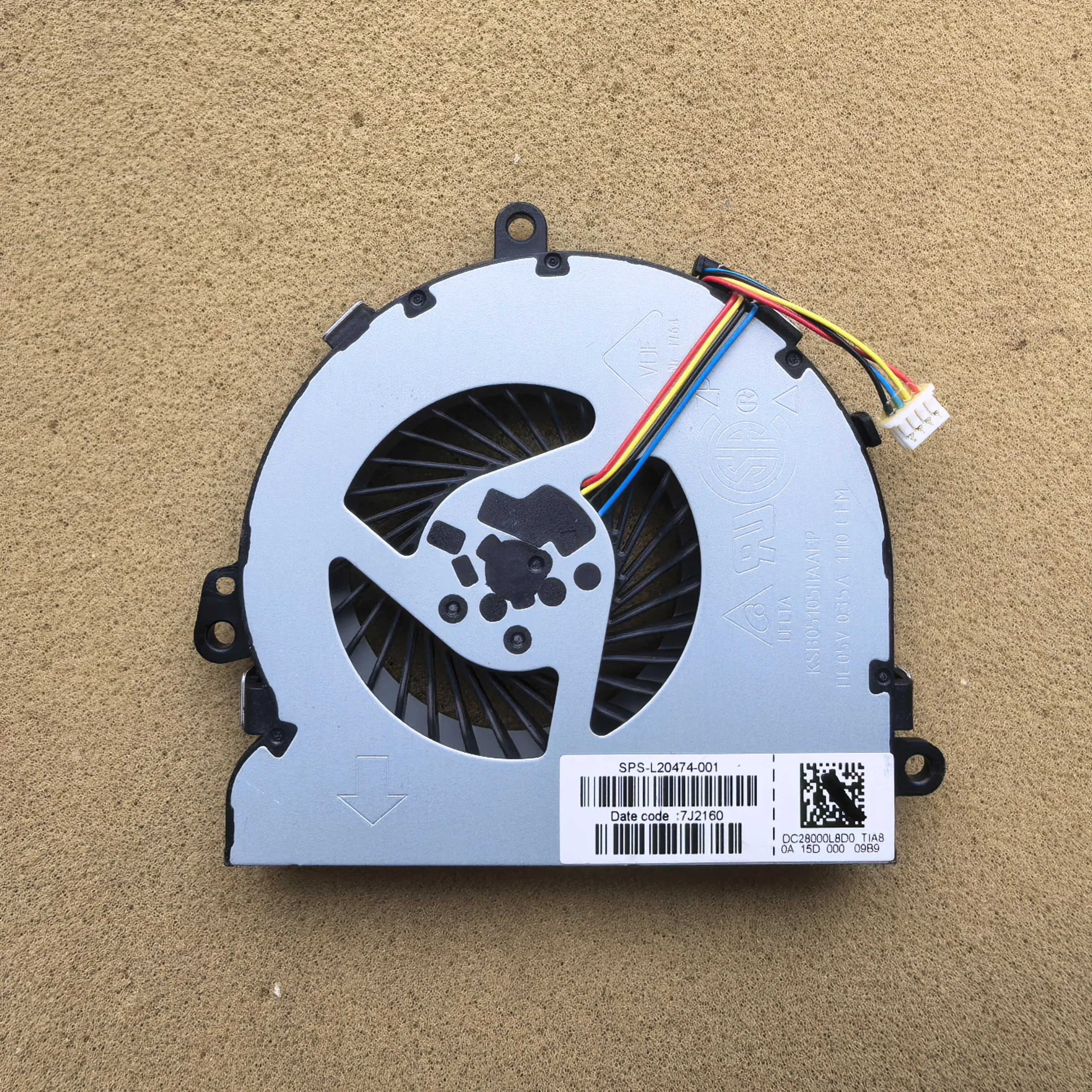 New laptop cpu cooling fan for HP 15-DA 15-DB 15Q-DX 250 G7 255 256 G7 TPN-C135 TPN-C136
New laptop cpu cooling fan for HP 15-DA 15-DB 15Q-DX 250 G7 255 256 G7 TPN-C135 TPN-C136