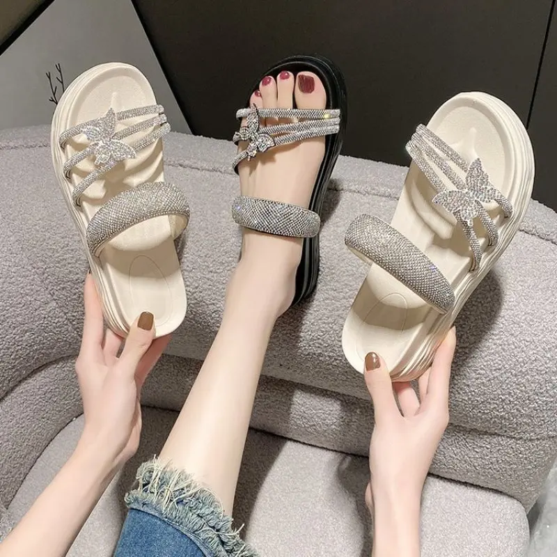 2024 New Summer Crystal Bow Women Slippers Fashion Platform Flats Shoes Open Toe Sandals Slides Designer Dress
2024 New Summer Crystal Bow Women Slippers Fashion Platform Flats Shoes Open Toe Sandals Slides Designer Dress
