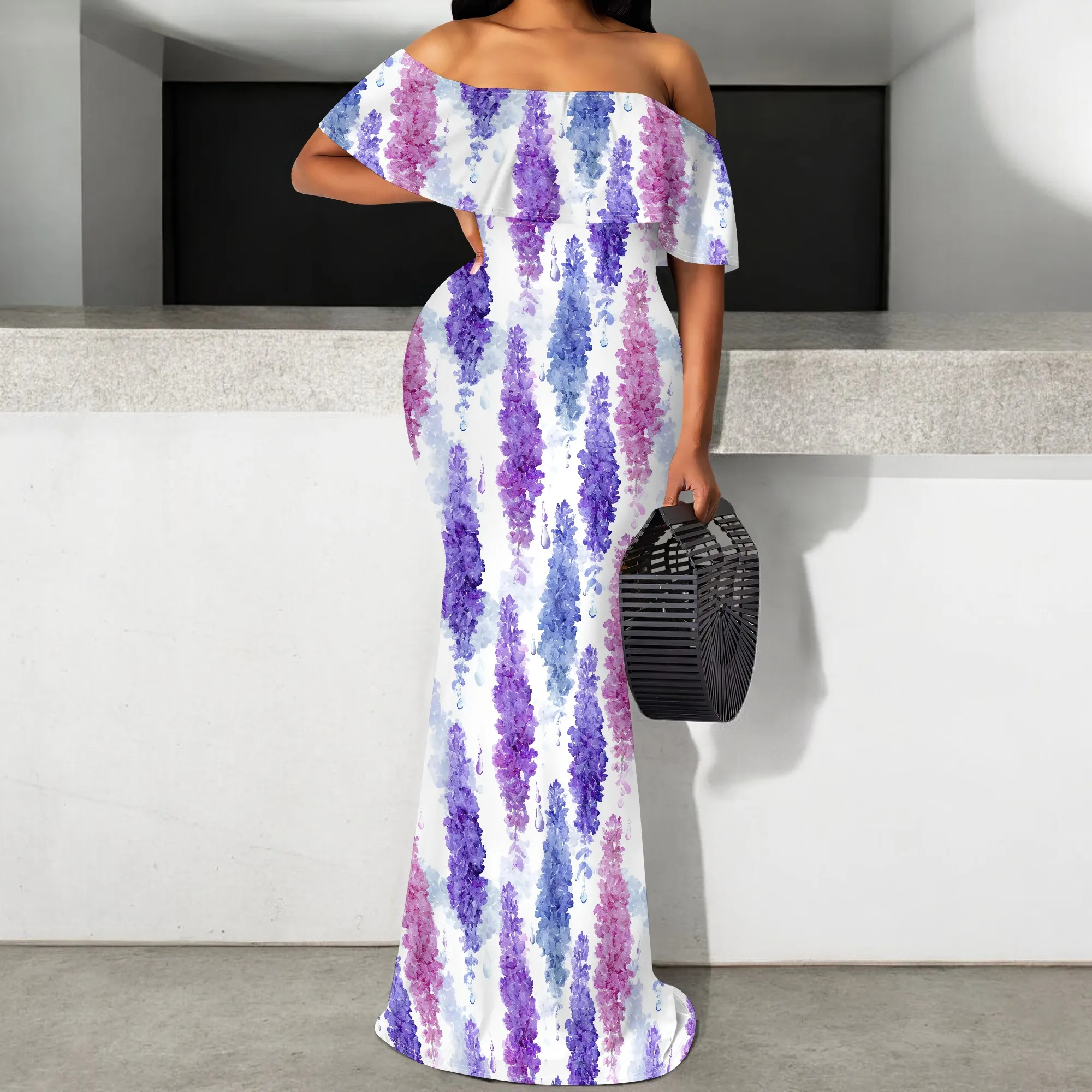 Afrocentric Off-Shoulder Floral Print Maxi Dress Plus Size Women's S-3XL for Spring or Summer Party
Afrocentric Off-Shoulder Floral Print Maxi Dress Plus Size Women's S-3XL for Spring or Summer Party