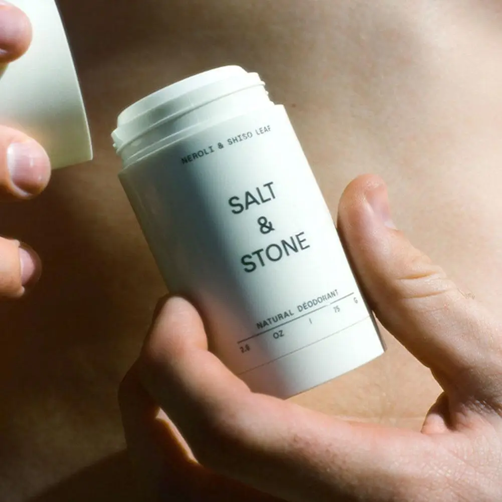 fragrant antiperspirant stick Refreshing and non-sticky lasting fragrance for over 12 hours Highly effective antiperspirant
fragrant antiperspirant stick Refreshing and non-sticky lasting fragrance for over 12 hours Highly effective antiperspirant