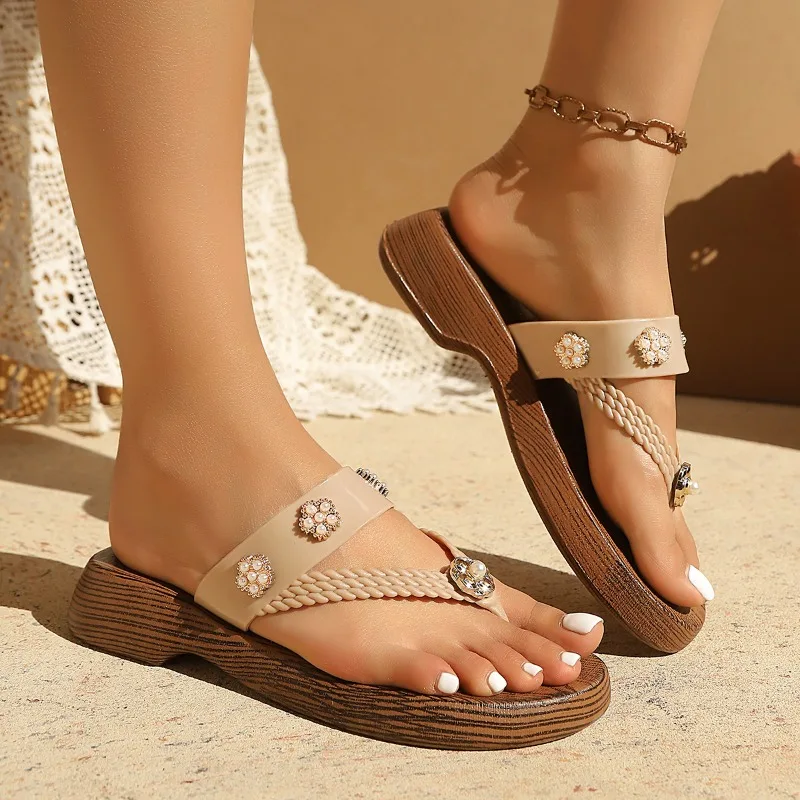 Clip-toe Slippers for Women 2026 Summer Flowers Strap Beach Soft-soled Non-slip Flats
Clip-toe Slippers for Women 2026 Summer Flowers Strap Beach Soft-soled Non-slip Flats