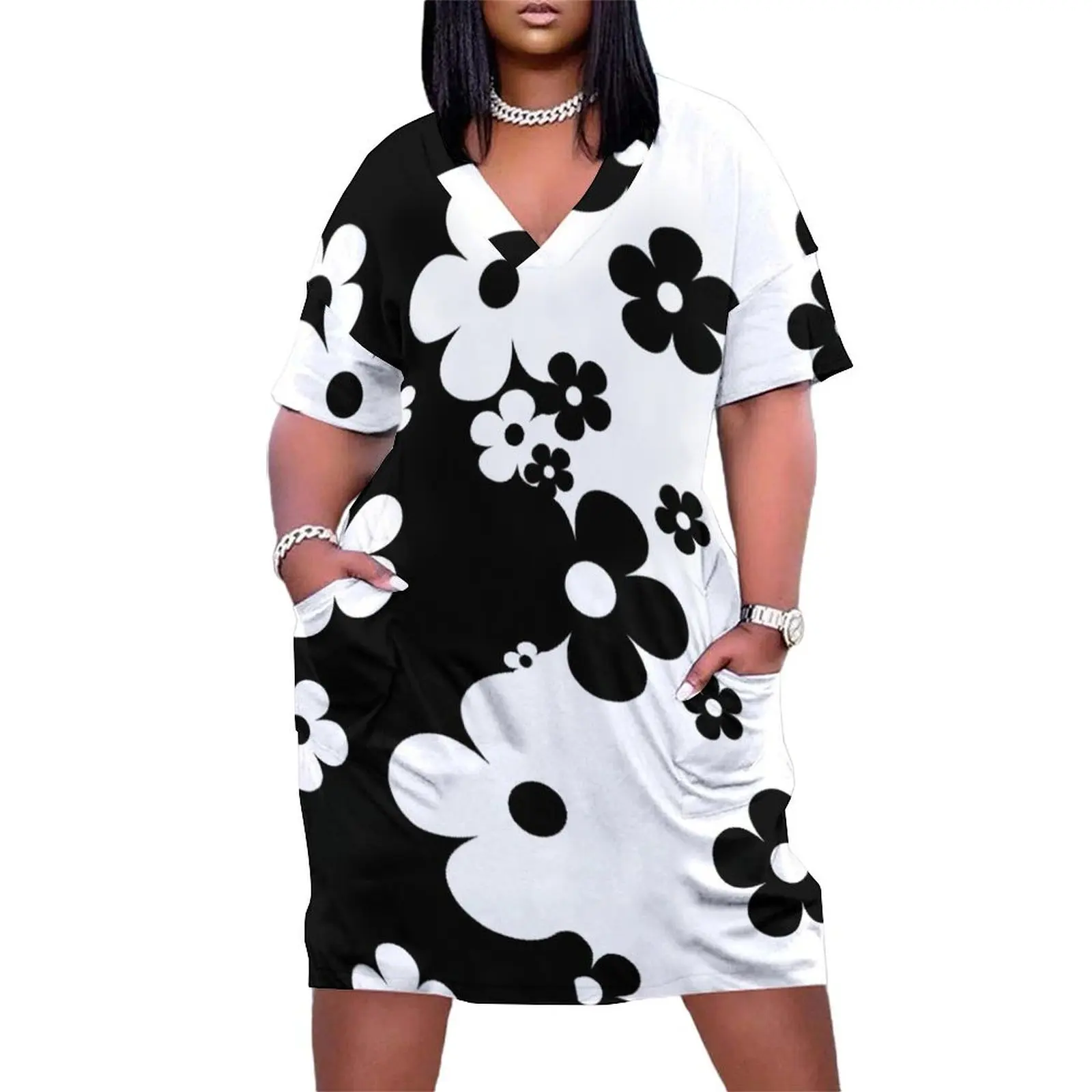 60's Retro Pop Small Flowers in Black and White Loose Pocket Dress dresses for prom Women's summer skirt
60's Retro Pop Small Flowers in Black and White Loose Pocket Dress dresses for prom Women's summer skirt