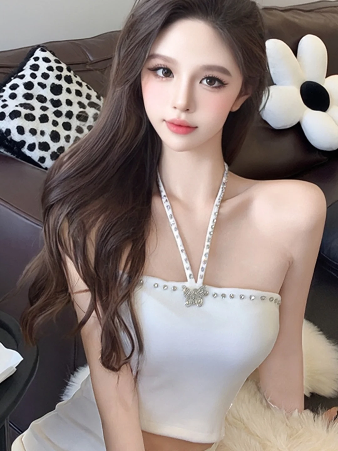 Sexy Pure Desire Versatile Neck Hanging Sleeveless Strap Vest Backless Base Layer White Top for Autumn And Weddings
Sexy Pure Desire Versatile Neck Hanging Sleeveless Strap Vest Backless Base Layer White Top for Autumn And Weddings
