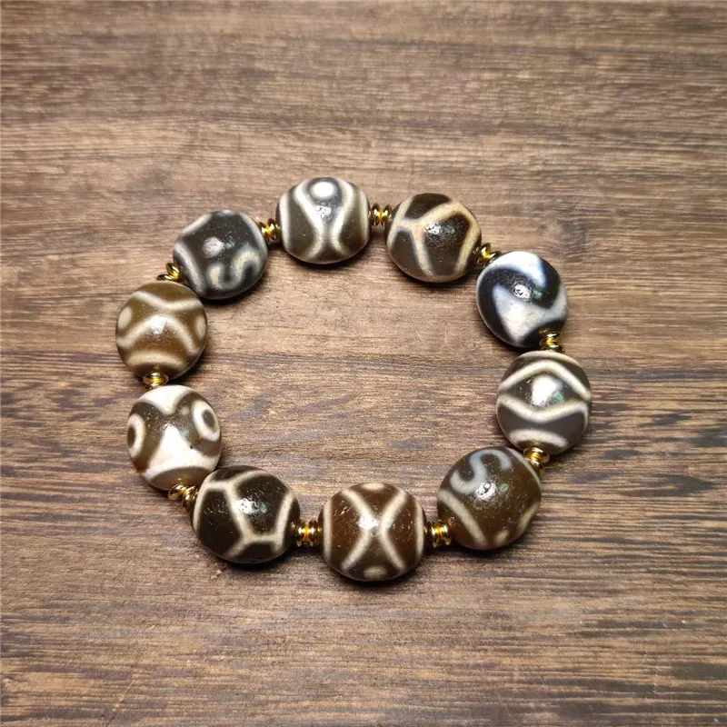 Fine Dzi Beads Bracelet 20*18mm Natural Agate Ji Powerful Amulet Different Patterns Collectible High Quality
Fine Dzi Beads Bracelet 20*18mm Natural Agate Ji Powerful Amulet Different Patterns Collectible High Quality