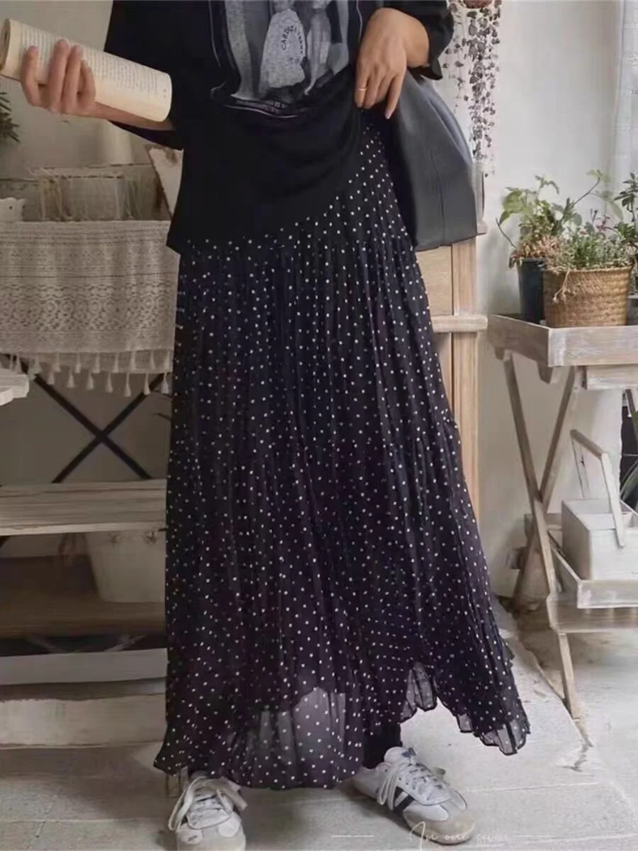 Elegant Black Polka Dot Halter Neck Dress Women's Fashion High Waist A-Line Skirt Spring Summer New Arrival Casual Dress
Elegant Black Polka Dot Halter Neck Dress Women's Fashion High Waist A-Line Skirt Spring Summer New Arrival Casual Dress