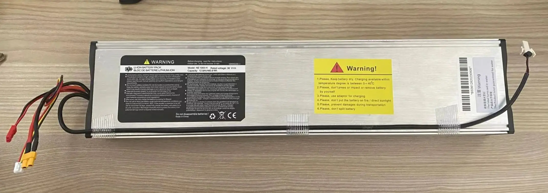 M365 Original 36V Battery12800mAH for Xiaomi M365 Pro Scooter Special Battery Pack
M365 Original 36V Battery12800mAH for Xiaomi M365 Pro Scooter Special Battery Pack