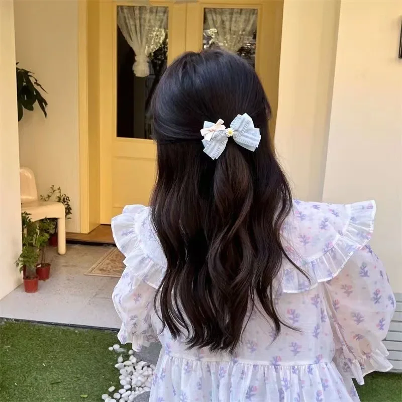 Charm Blue Bowknot Hairpin Girls Summer Sweet Cute Bangs Alligator Clips Daisy Headdress Princess Hair Accessories for Women
Charm Blue Bowknot Hairpin Girls Summer Sweet Cute Bangs Alligator Clips Daisy Headdress Princess Hair Accessories for Women