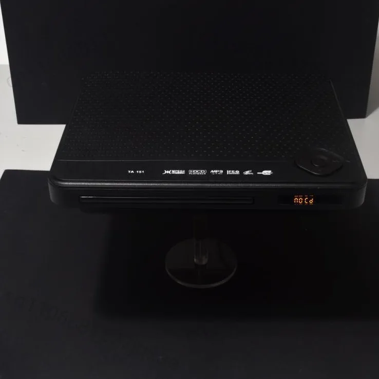 Children's VCD high definition mini cd DVD151A home dvd player EVD player
Children's VCD high definition mini cd DVD151A home dvd player EVD player