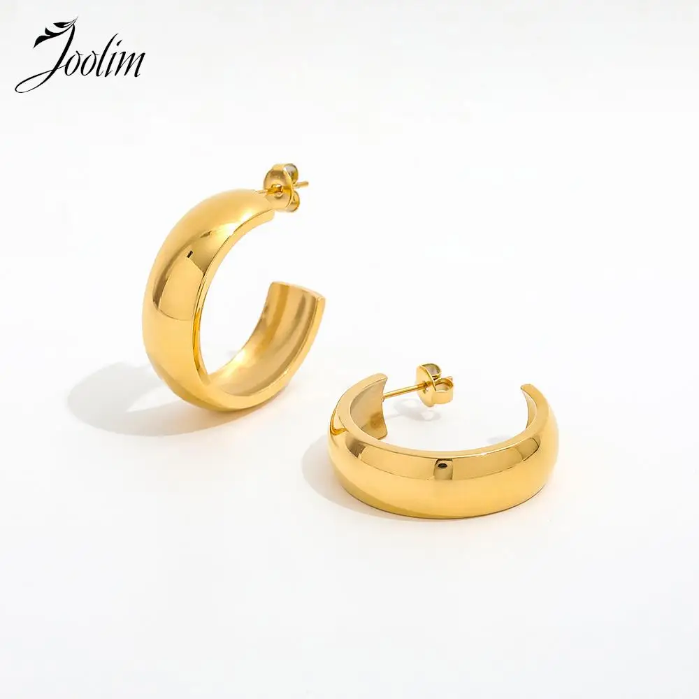 Joolim Jewelry High Quality PVD Wholesale Tarnish Free Basic Shiny Smooth C-shaped Hoop Stainless Steel Earring for Women
Joolim Jewelry High Quality PVD Wholesale Tarnish Free Basic Shiny Smooth C-shaped Hoop Stainless Steel Earring for Women
