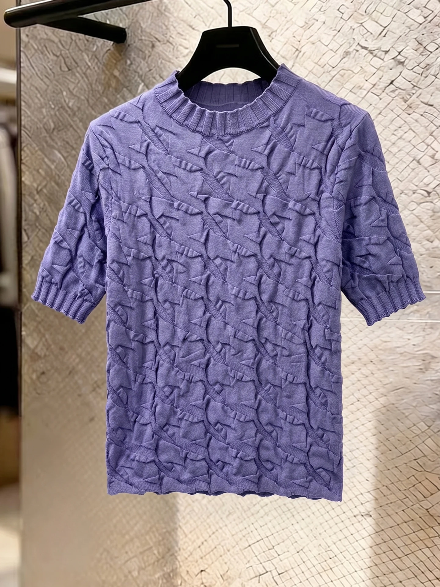Laid-back Korean Style Short Sleeve Knitted Shirt Pure Color Casual All-match Summer Top for Women Comfortable round Neck Pul...
Laid-back Korean Style Short Sleeve Knitted Shirt Pure Color Casual All-match Summer Top for Women Comfortable round Neck Pul...