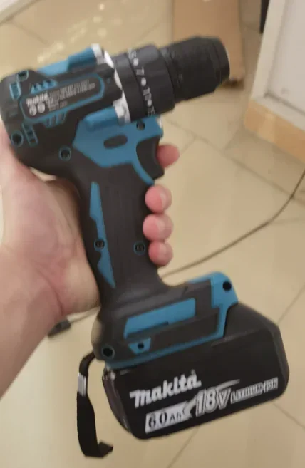 Оригинальная ударная дрель Makita DDF487 красно-черная, бесщеточная, бытовая, 18В, литий-ионная, с высоким крутящим моментом, электрическая отвертка.
Оригинальная ударная дрель Makita DDF487 красно-черная, бесщеточная, бытовая, 18В, литий-ионная, с высоким крутящим моментом, электрическая отвертка.