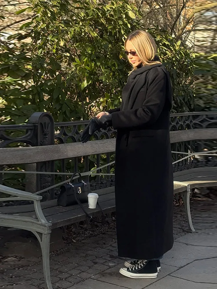 Chic Woolen Long Women's Overcoat Lapel Full Sleeve Single Button Female Coat 2025 Autumn Winter Fashion Commuter Lady Outerwear
Chic Woolen Long Women's Overcoat Lapel Full Sleeve Single Button Female Coat 2025 Autumn Winter Fashion Commuter Lady Outerwear