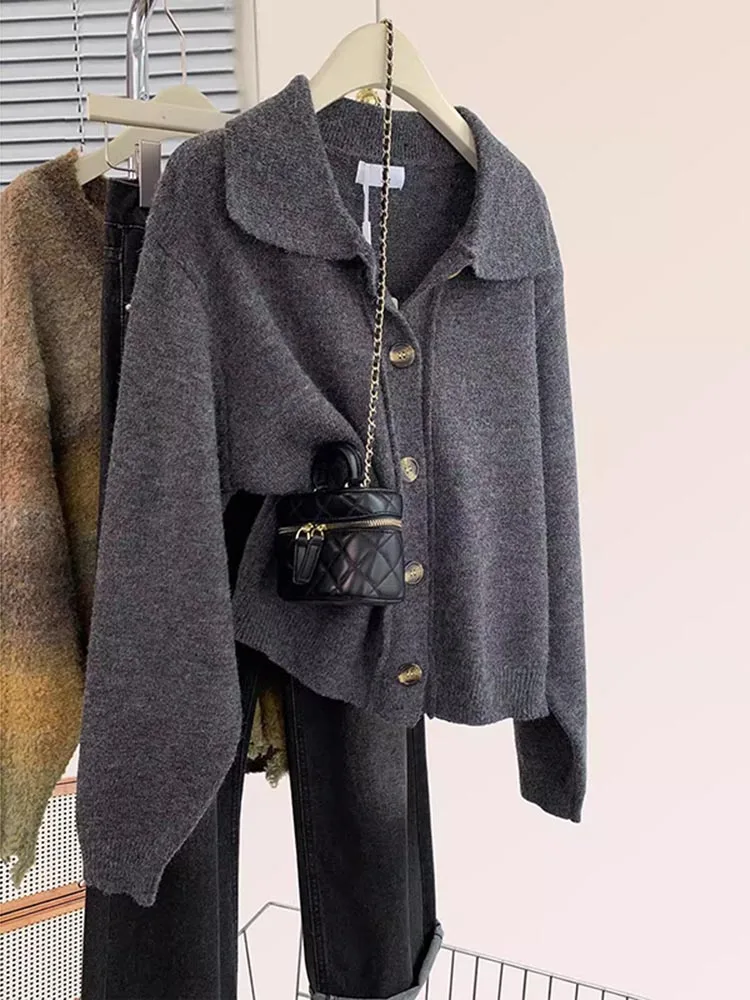 Women Sweater Autumn And Winter New Knit Cardigan Outerwear Loose Long Sleeve Top Casual Versatile Lapel Sweater
Women Sweater Autumn And Winter New Knit Cardigan Outerwear Loose Long Sleeve Top Casual Versatile Lapel Sweater