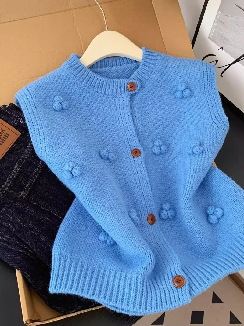 Korean Fashion Women's Sleeveless Knitted Vest, Luxury Wool Blend Casual Top, Elegant Solid Blue Spring Outerwear, Sweater J196
Korean Fashion Women's Sleeveless Knitted Vest, Luxury Wool Blend Casual Top, Elegant Solid Blue Spring Outerwear, Sweater J196