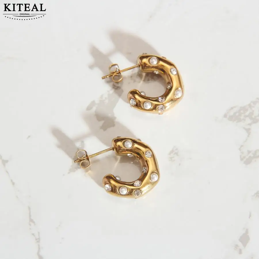 KITEAL Hot Gift Gold Plated color Gentlewoman hoop earrings C Type Pearl Zircon Stud Earrings earring for women Luxury Jewelry
KITEAL Hot Gift Gold Plated color Gentlewoman hoop earrings C Type Pearl Zircon Stud Earrings earring for women Luxury Jewelry