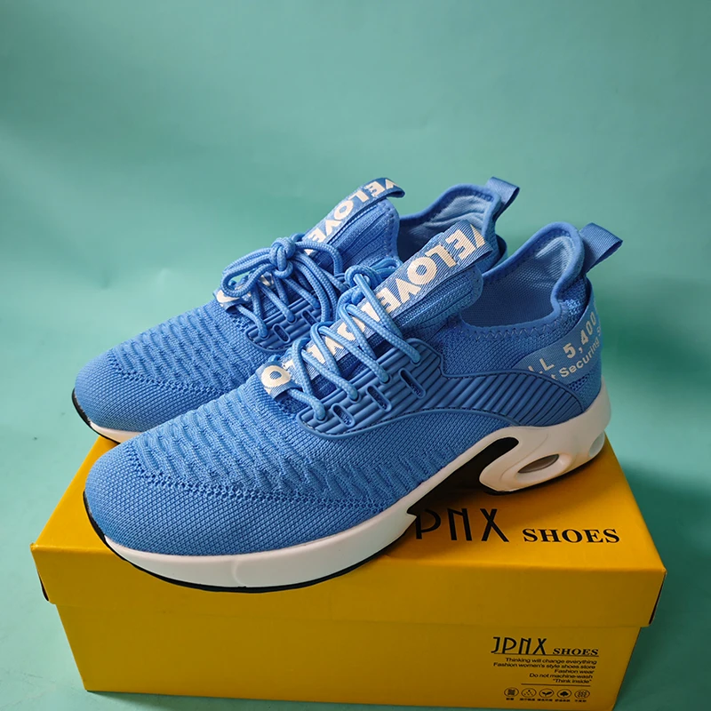 Trendy Striped Running Shoes Spring Summer Men's Mesh Breathable Shoes Outdoor Fitness Shoes Shock-absorbing and Wear-resistant
Trendy Striped Running Shoes Spring Summer Men's Mesh Breathable Shoes Outdoor Fitness Shoes Shock-absorbing and Wear-resistant