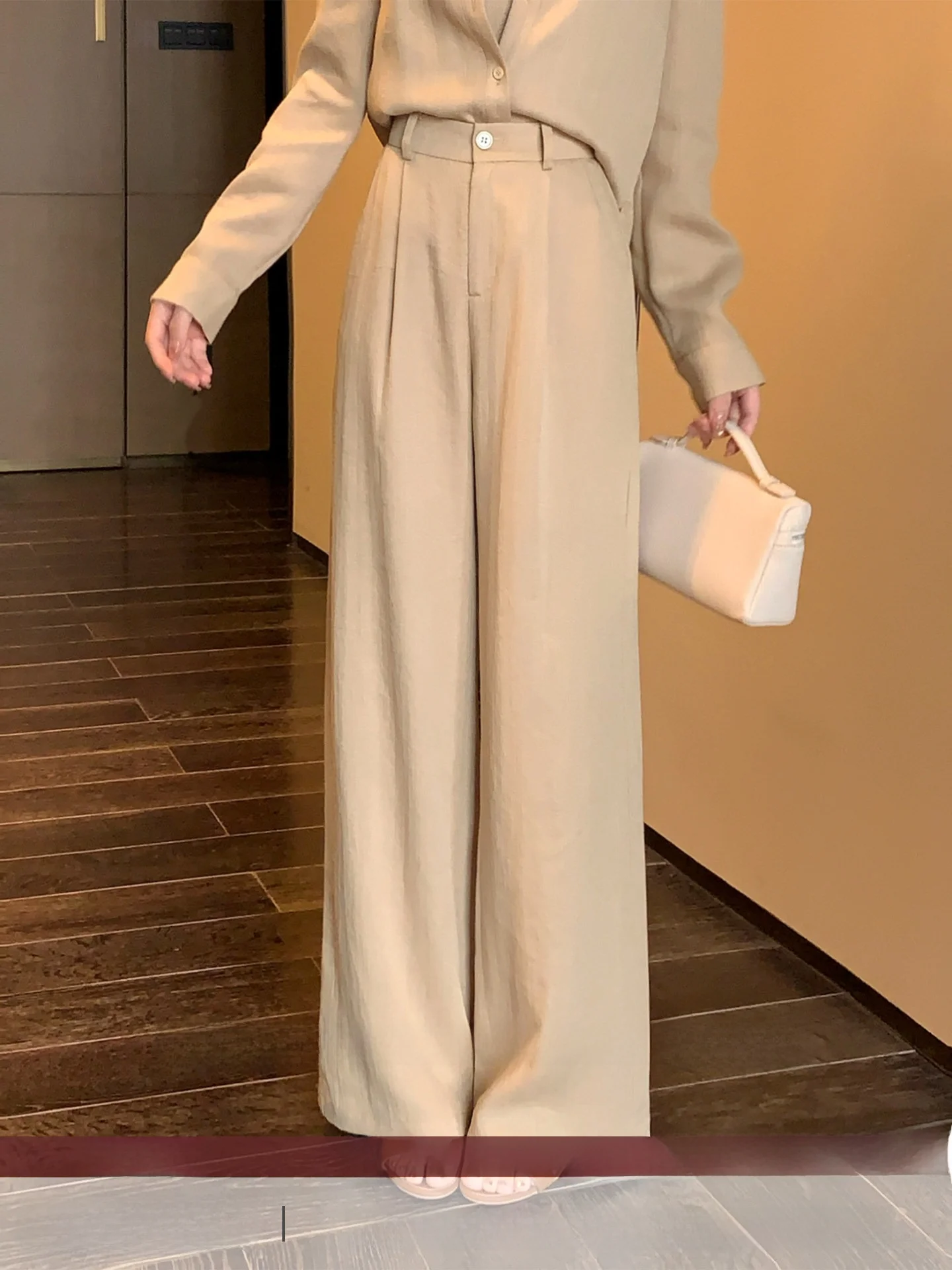 High Waist Wide Leg Casual Pants Women's Single Piece Lin Texture Evening Breeze Spring 2026 Ladies Premium Fashion
High Waist Wide Leg Casual Pants Women's Single Piece Lin Texture Evening Breeze Spring 2026 Ladies Premium Fashion