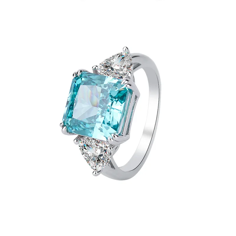 Jewelry S925 silver plated 18K gold high carbon diamond mint green square 10*10 bikou ring 5 carat ring women's jewelry 
Jewelry S925 silver plated 18K gold high carbon diamond mint green square 10*10 bikou ring 5 carat ring women's jewelry