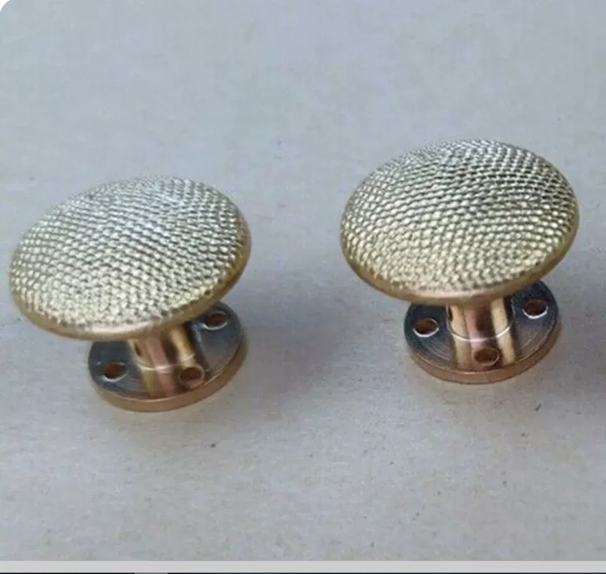Pair of German epaulet with caviar texture screw button
Pair of German epaulet with caviar texture screw button