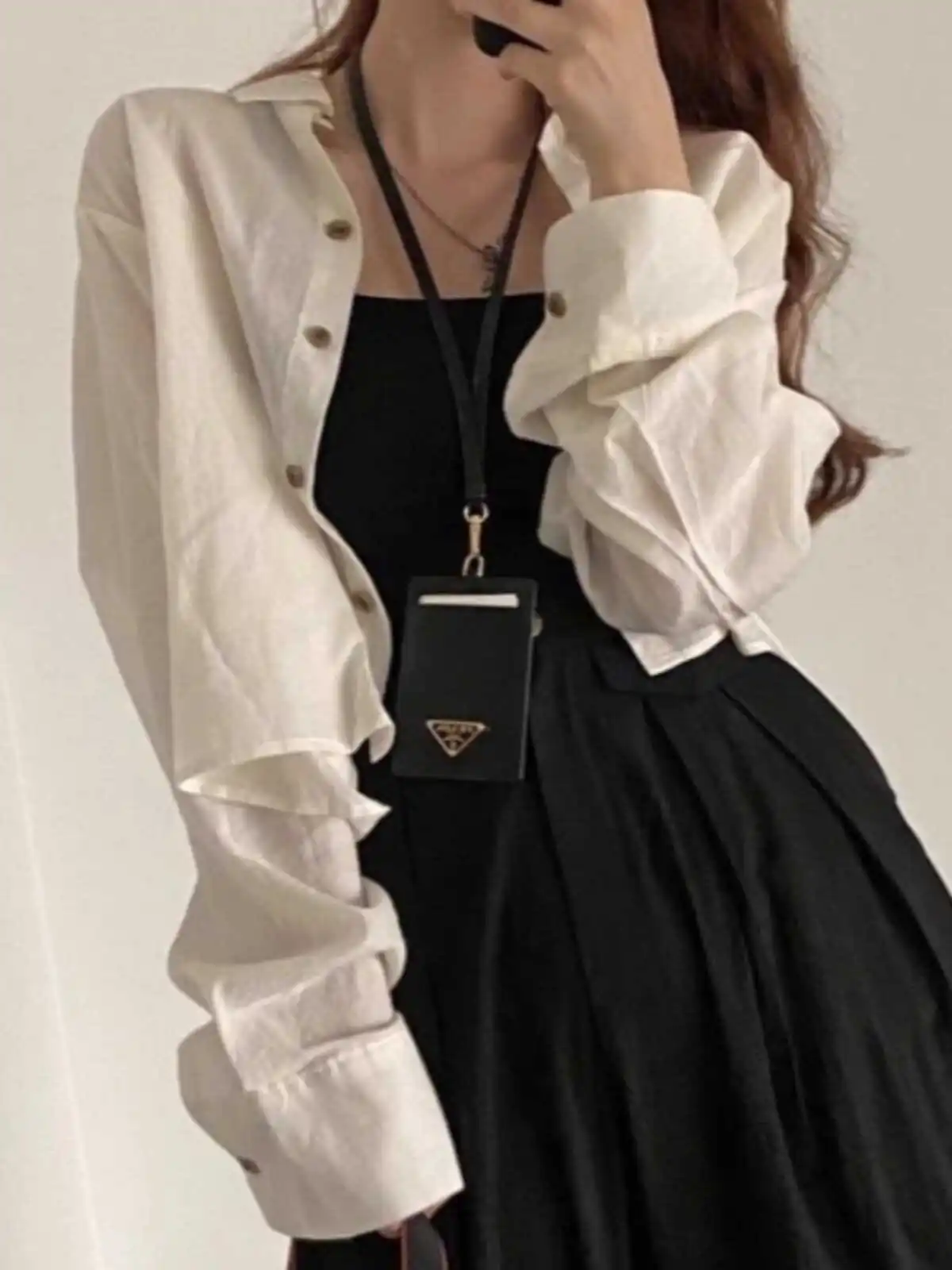 Летний новый женский кардиган из шифона и лиоцелла, солнцезащитный, свободного кроя, в корейском и японском стиле, шикарный, с открытыми плечами
Летний новый женский кардиган из шифона и лиоцелла, солнцезащитный, свободного кроя, в корейском и японском стиле, шикарный, с открытыми плечами