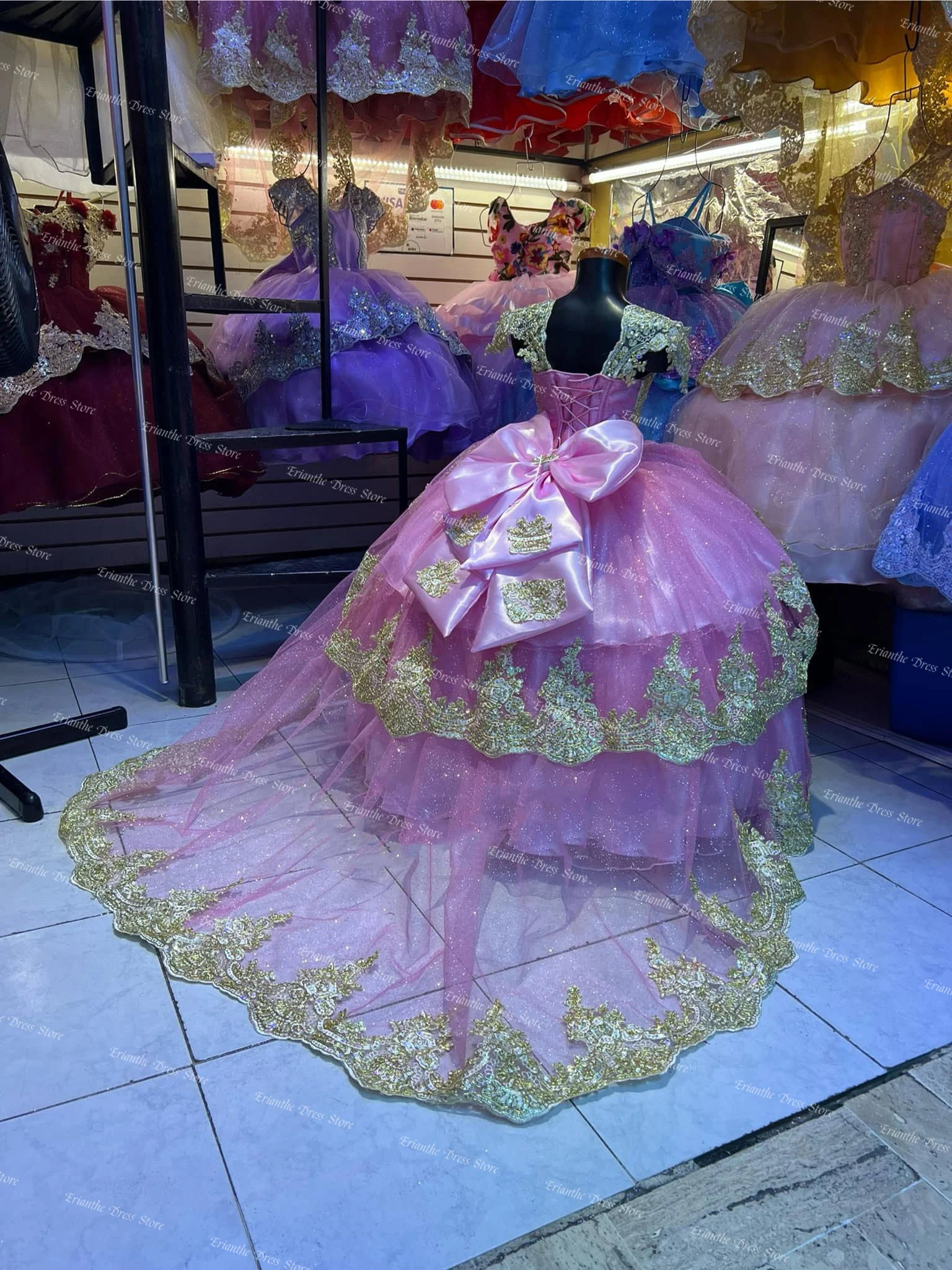 Elegant Customized Flower Girl Dress For Wedding Applique Tulle Puffy Lace Princess Kids Birthday Party First Communion Gowns
Elegant Customized Flower Girl Dress For Wedding Applique Tulle Puffy Lace Princess Kids Birthday Party First Communion Gowns