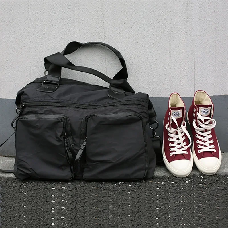Streetwear Style Men's Shoulder Bag – High-Quality Nylon, Zipper Pocket, Spacious Capacity for Travel, Casual Outings, Commuting
Streetwear Style Men's Shoulder Bag – High-Quality Nylon, Zipper Pocket, Spacious Capacity for Travel, Casual Outings, Commuting